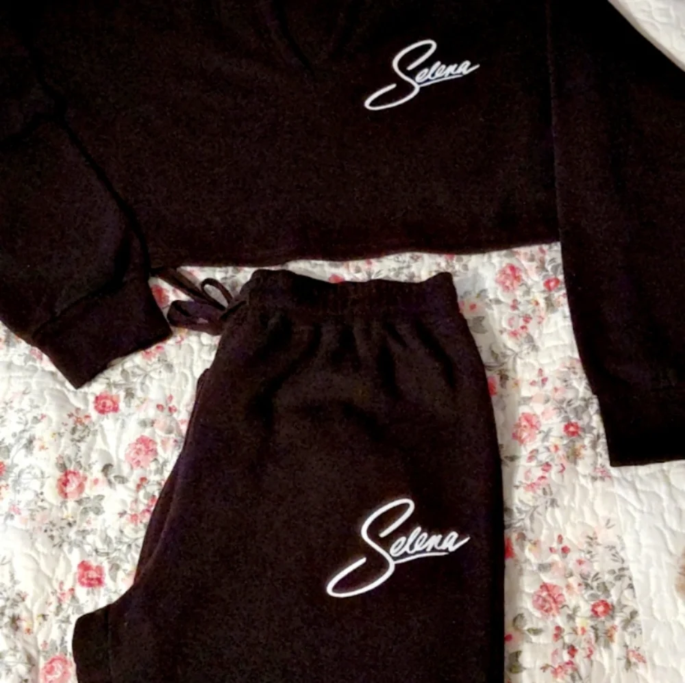 New Crop Top Sweat Suits - Picture 3 of 5